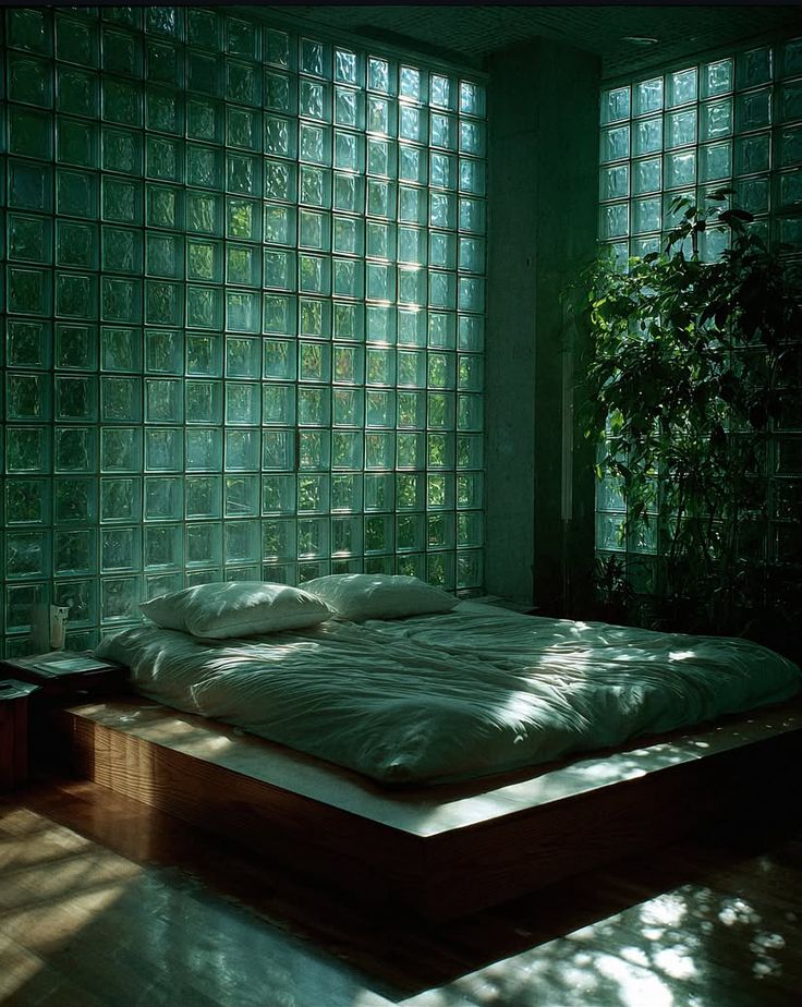 Glass-block bedroom, green light