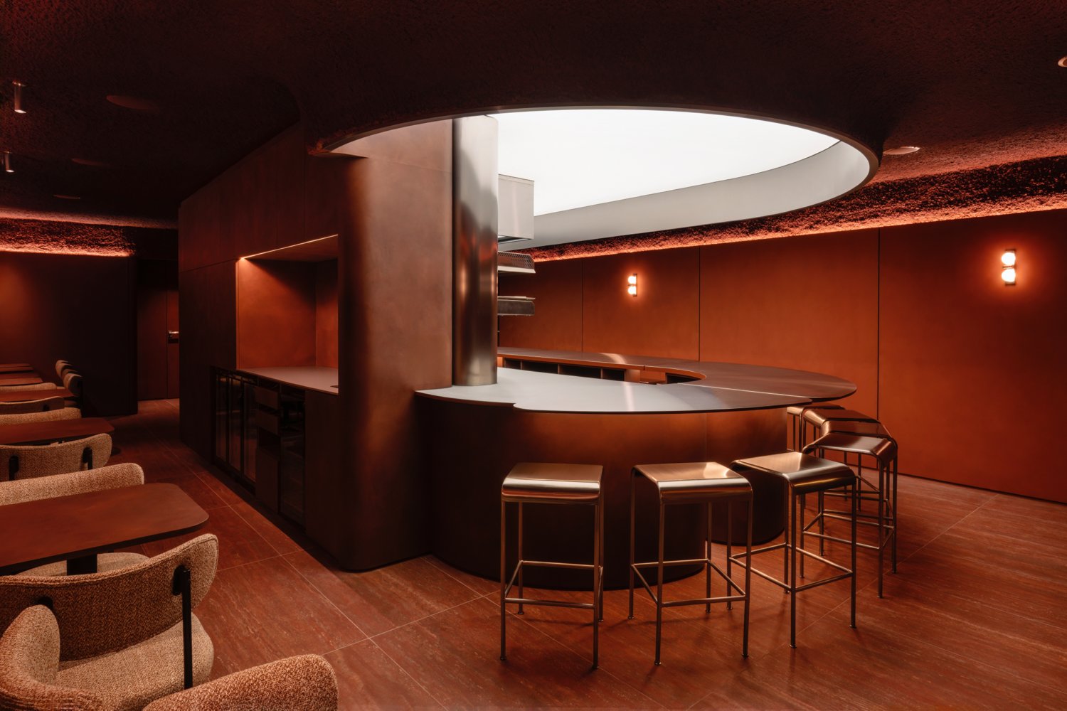 Terracotta bar, oval skylight
