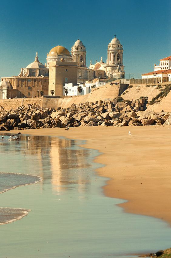 Cádiz Cathedral from the beach