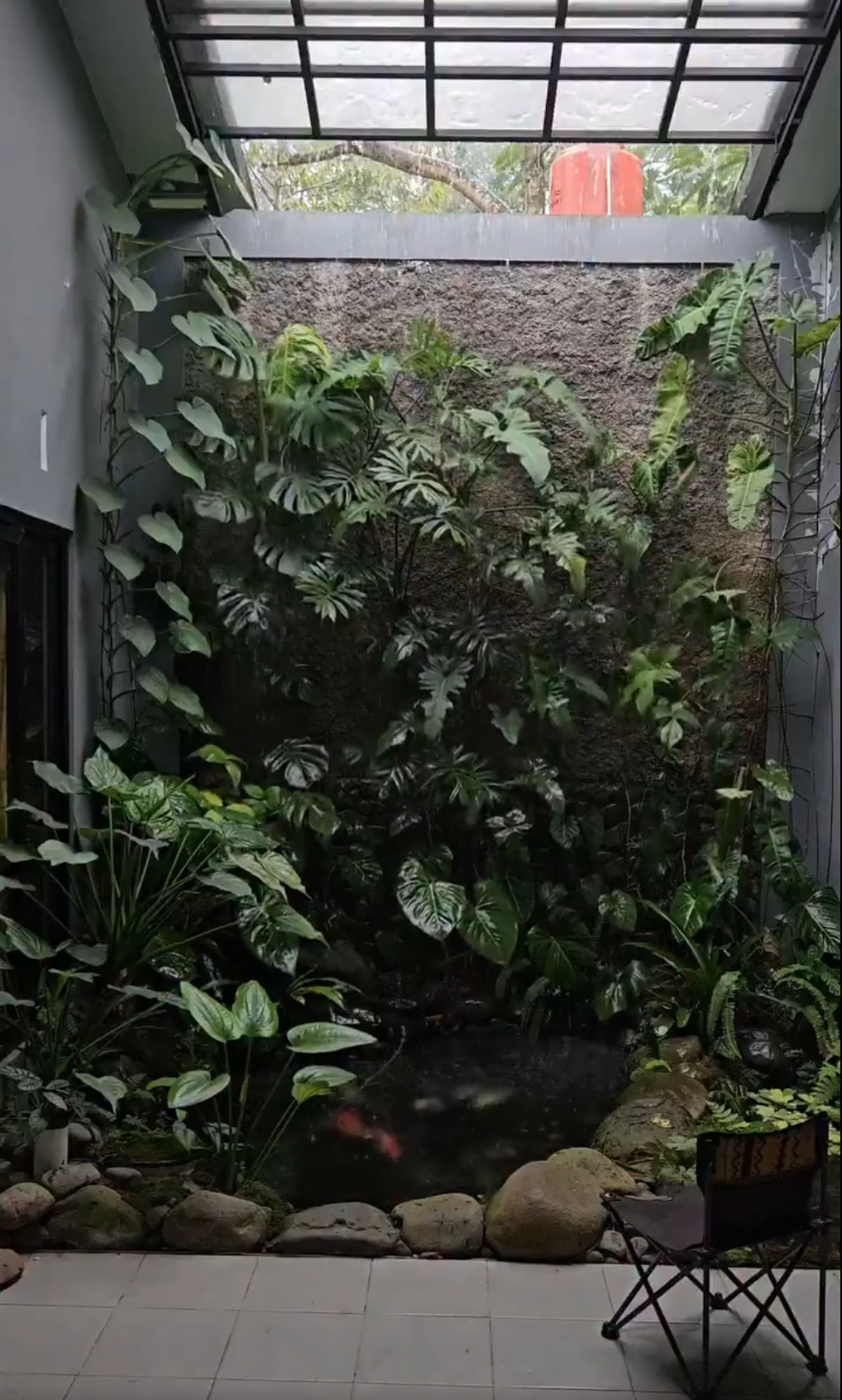 Indoor courtyard pond, skylight