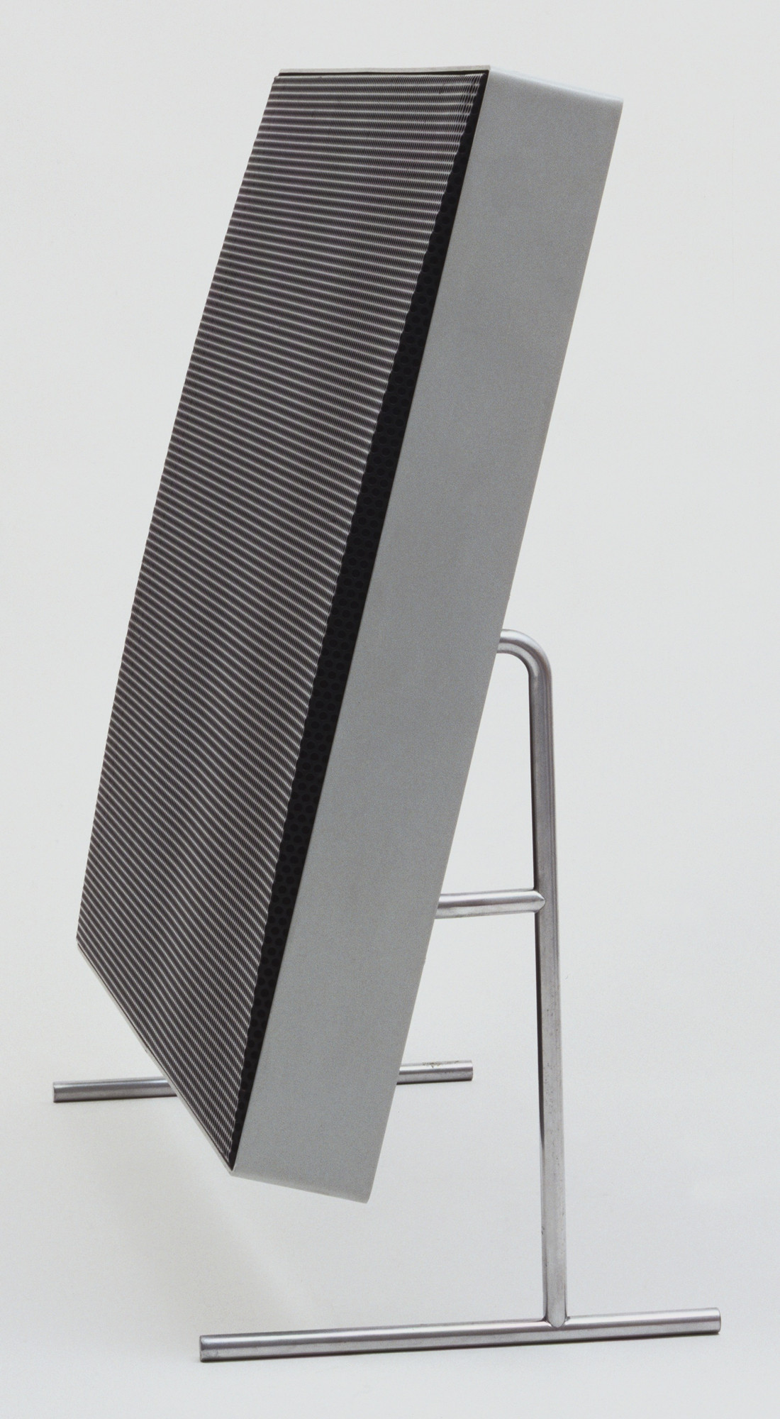 Braun LE 1 electrostatic speaker on tubular legs